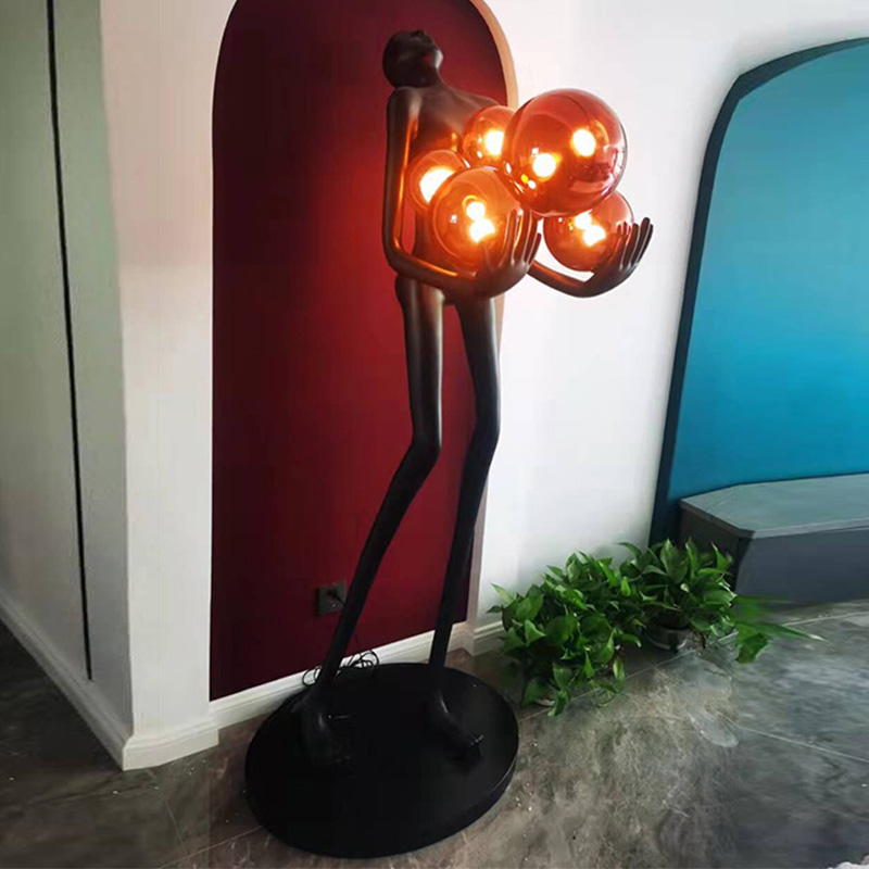 Modern humanoid art sculpture  - Home Decor Exhibition ulasan dan harga